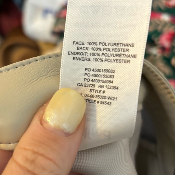 Aritzia Wilfred Melina 5” Faux Leather Shorts 0 - Picture 8 of 8